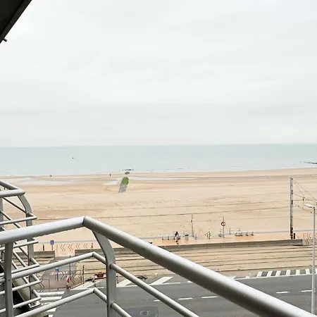 Panoramic Sea View Studio Raversijde Oostende * 奥斯滕德