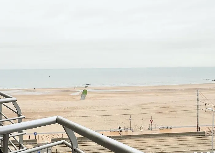 Panoramic Sea View Studio Raversijde Oostende * 奥斯滕德